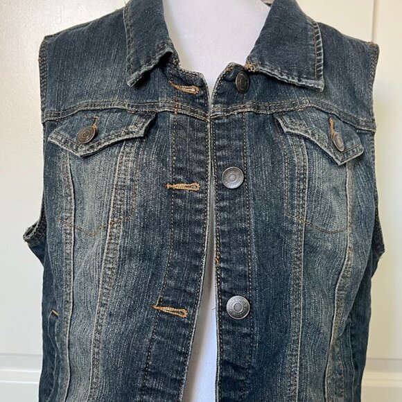Beverly Hills Polo Club Dark Wash Button Up Denim Jean Vest Size XL - Picture 2 of 5